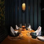 Glam Taoo Boutique 4*
