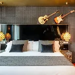 Lejlighedshotel Glam Taoo Boutique Lugo
