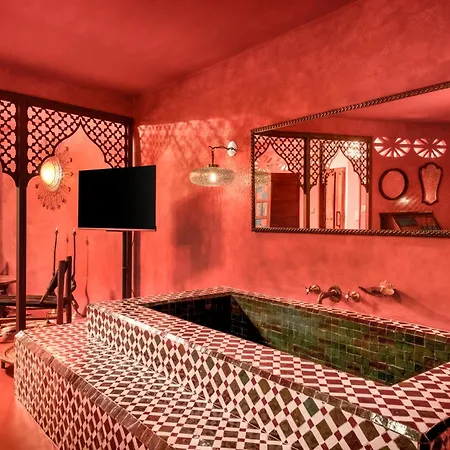 Glam Taoo Boutique 4* Lugo